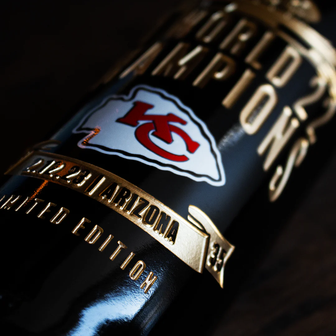 2022 Chiefs World Champions Stadium Etched Wine - Image 5