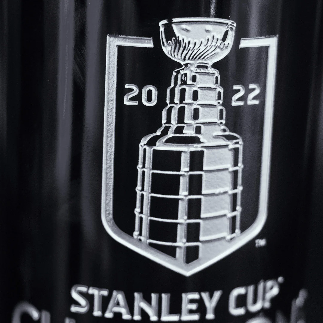 2022 Colorado Avalanche Stanley Cup Champions Logo Etched Wine - Image 3