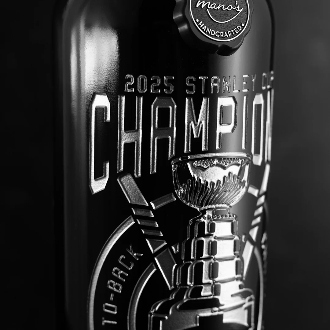2025 Florida Panthers Back-to-Back Stanley Cup Champions Etched Wine - Image 4