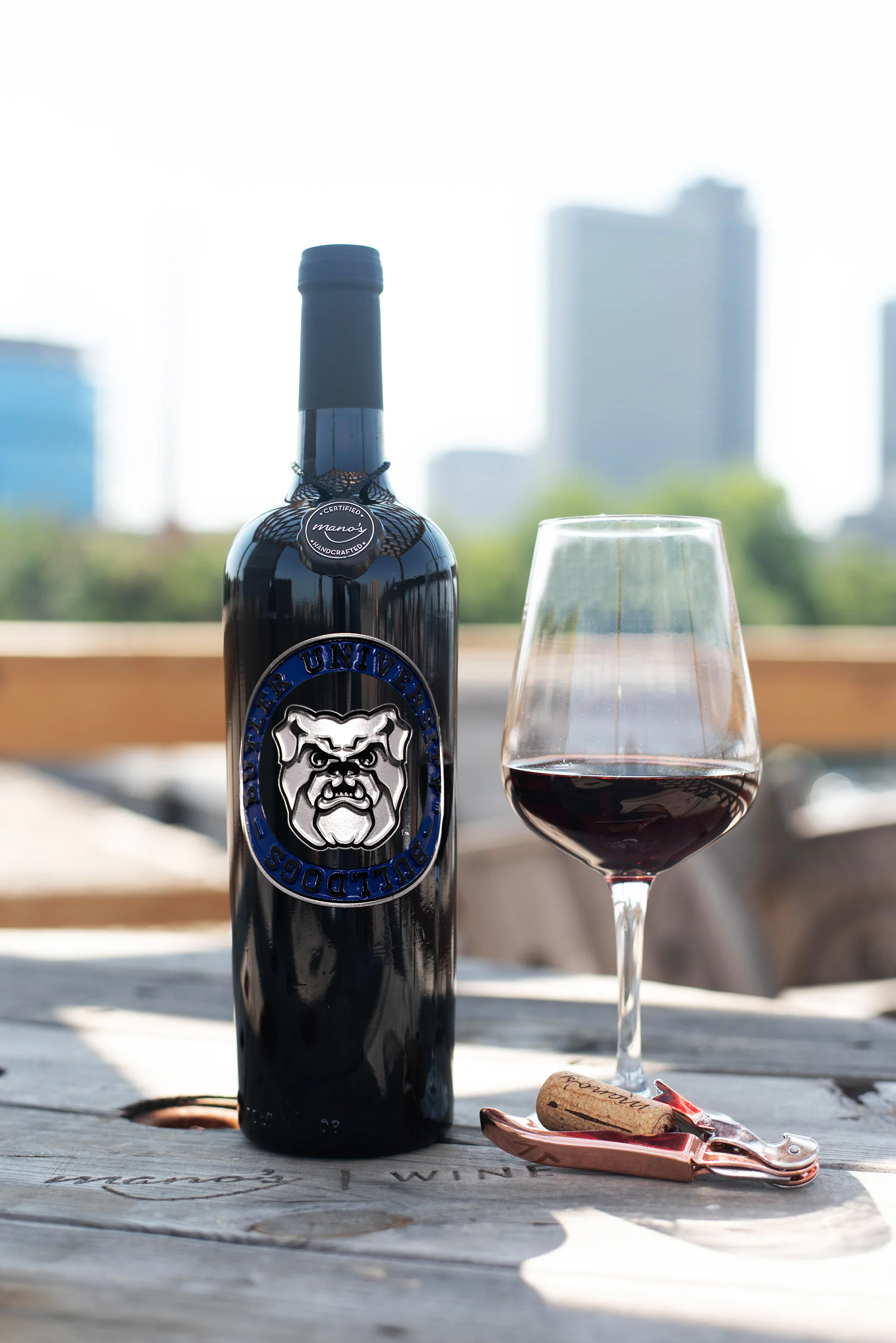 Butler University Logo Etched Wine - Image 3