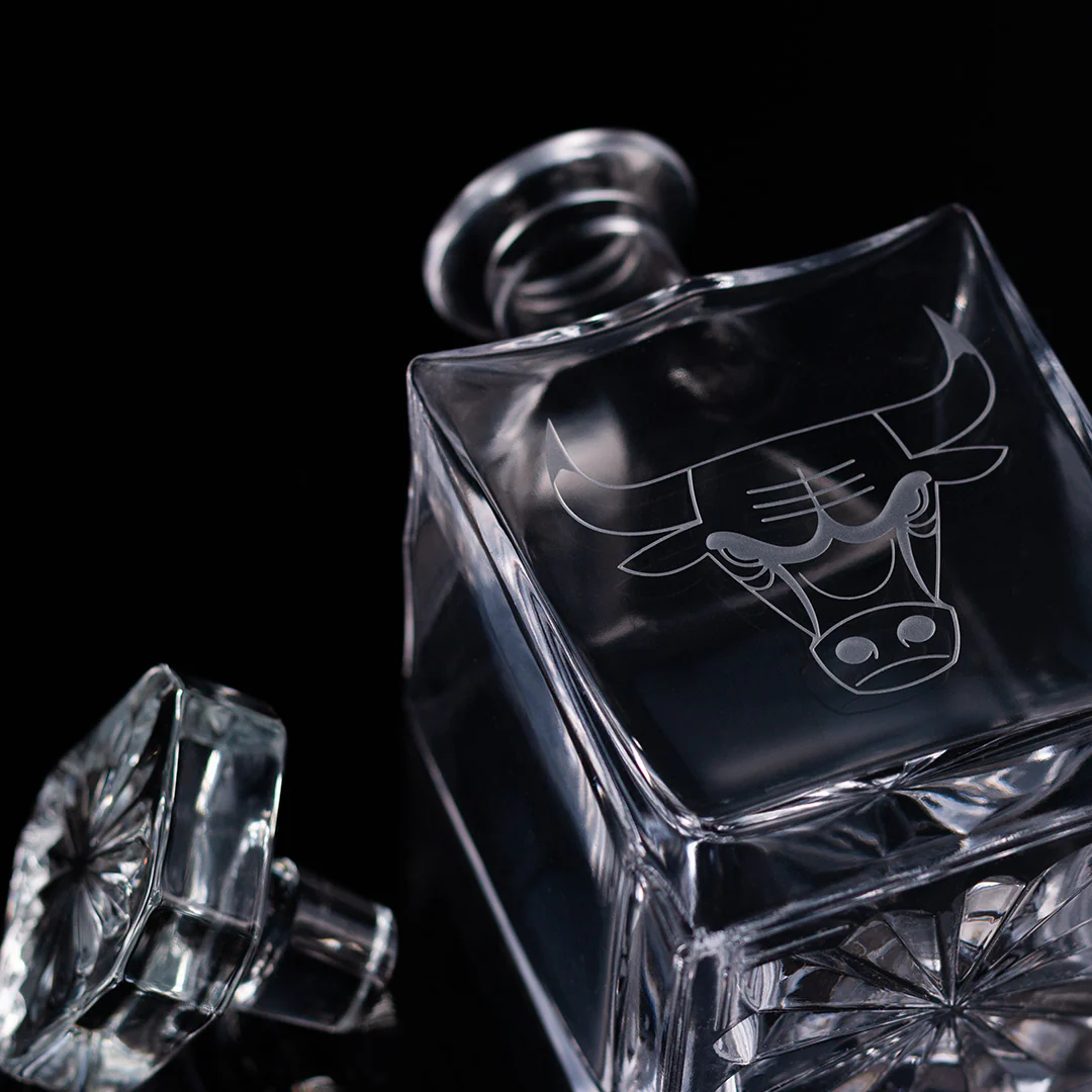 Chicago Bulls Square 1L Decanter - Image 3