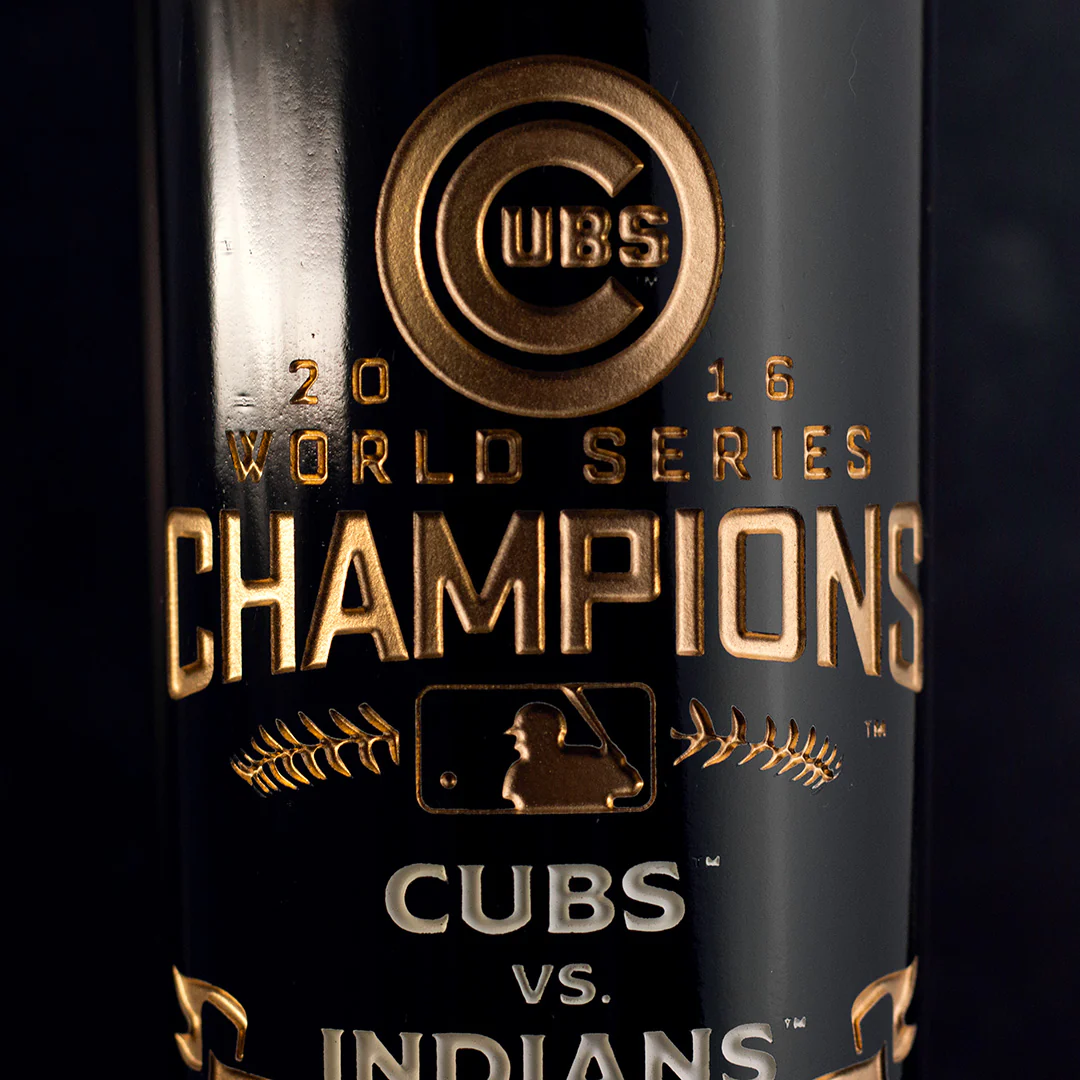 Chicago Cubs 2016 World Series Vault Etched Wine - Image 2