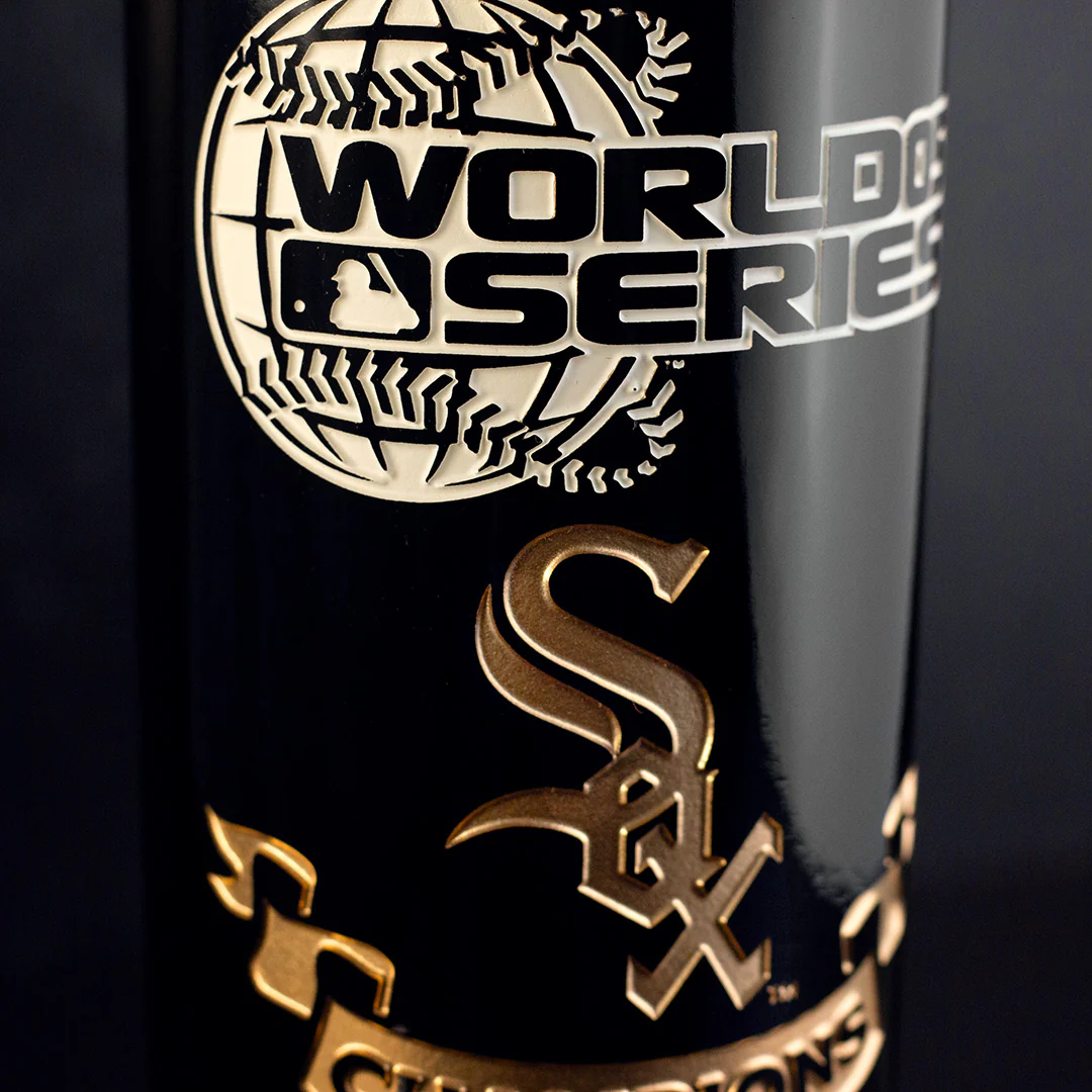 Chicago White Sox 2005 World Series Vault Etched Wine - Image 2