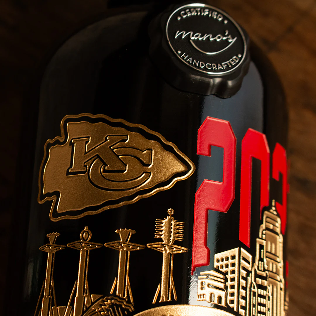 Chiefs 2023 Champions City Etched Wine Bottle - Image 2