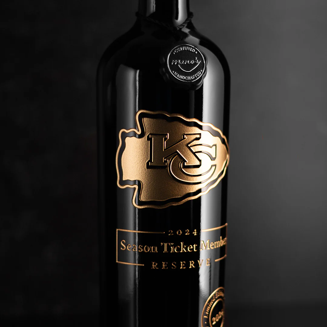 Chiefs 2024 Exclusive Season Ticket Member Etched Wine - Image 2