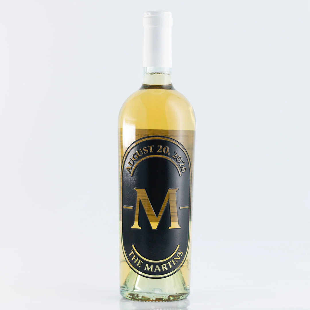 Custom Initial Oval Frame Chardonnay Etched Wine - Image 4