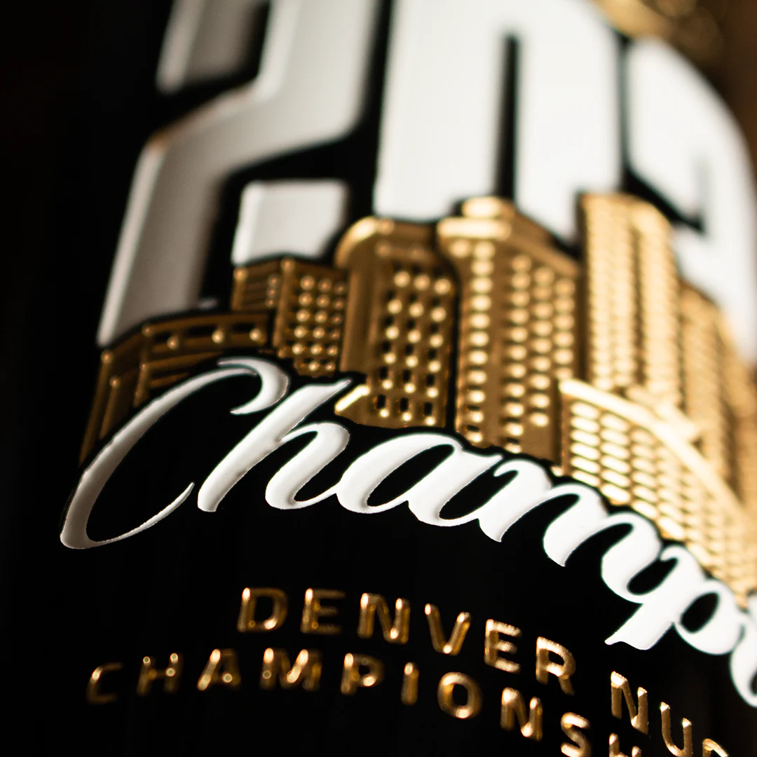 Denver Nuggets 2023 Champions Skyline Etched Wine - Image 4