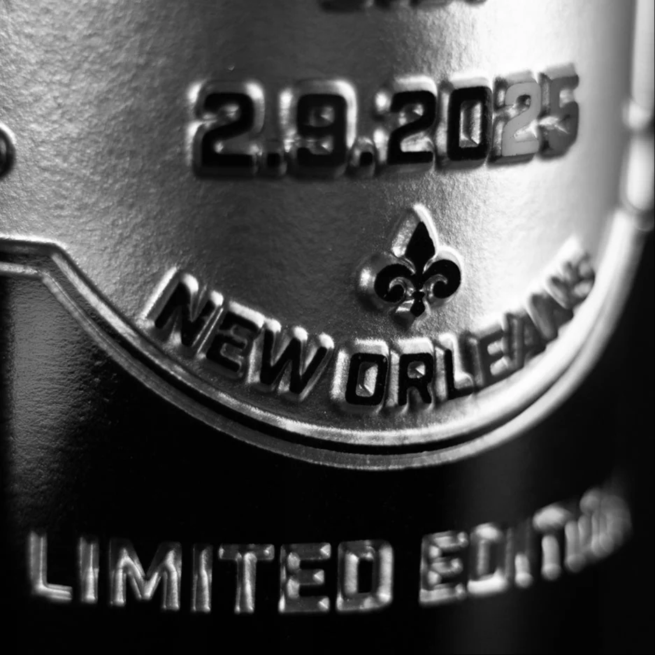 Eagles 2024 World Champions Shield Etched Wine - Image 3