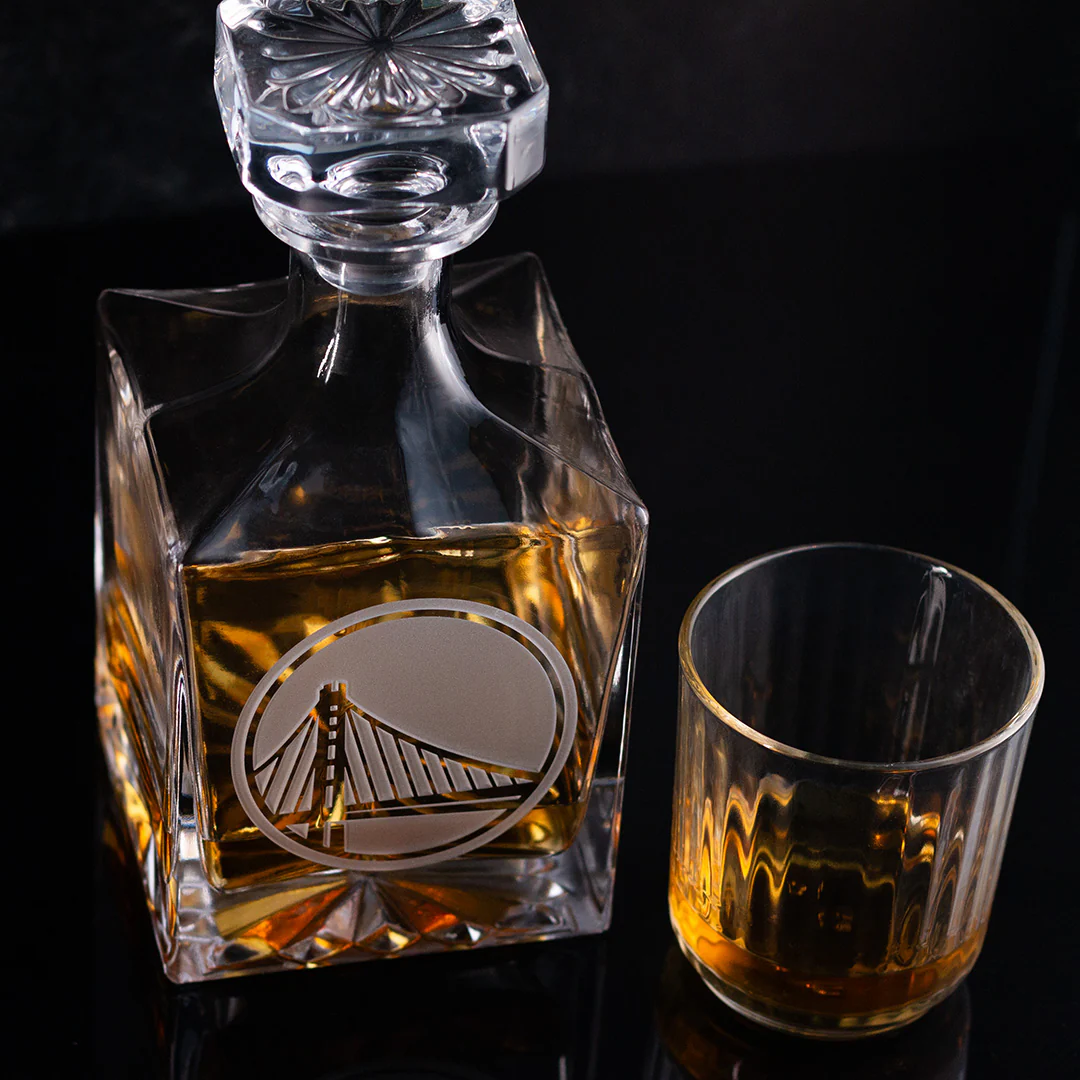 Golden State Square 1L Decanter - Image 5