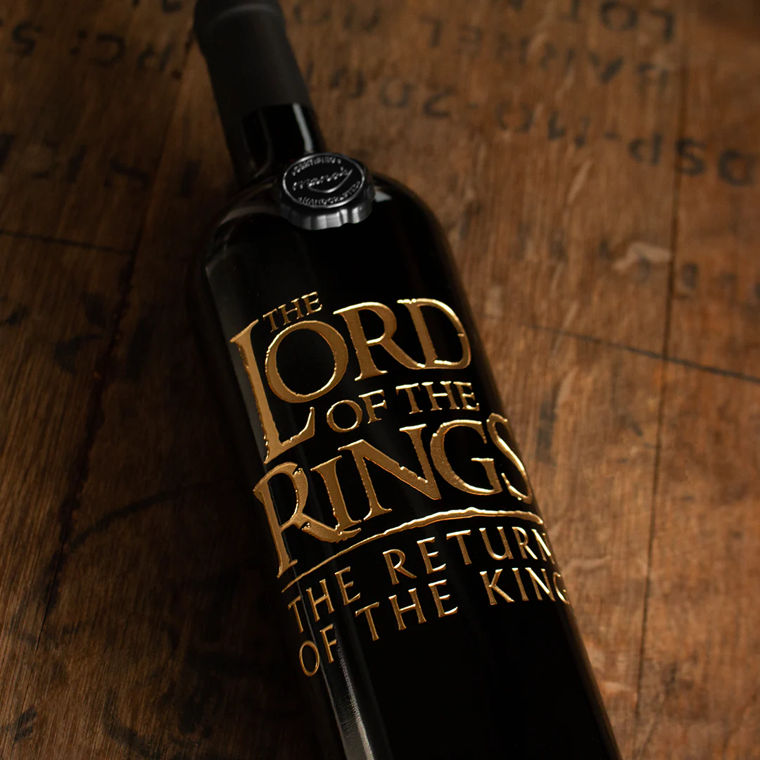 The Lord of the Rings Return of the King Logo Etched Wine - Image 2