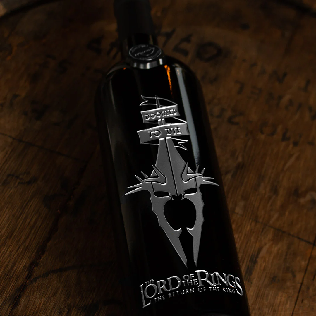 The Lord of the Rings Witch King Etched Wine - Image 2