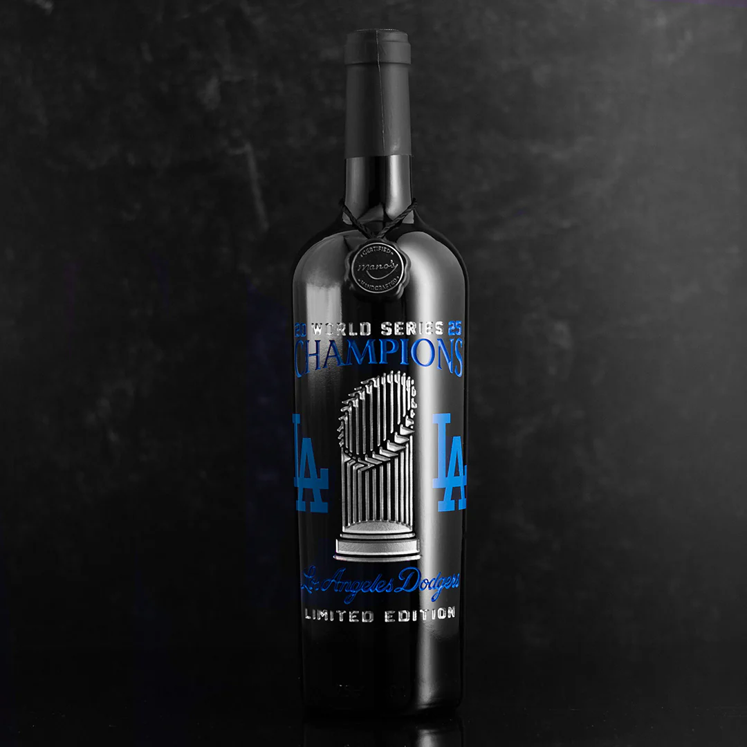 Los Angeles Dodgers 2025 World Series Champions Trophy Etched Wine - Image 2