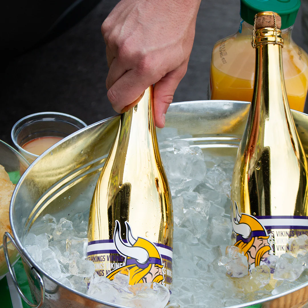 Minnesota Vikings Metallic Gold Bubbly - Image 7