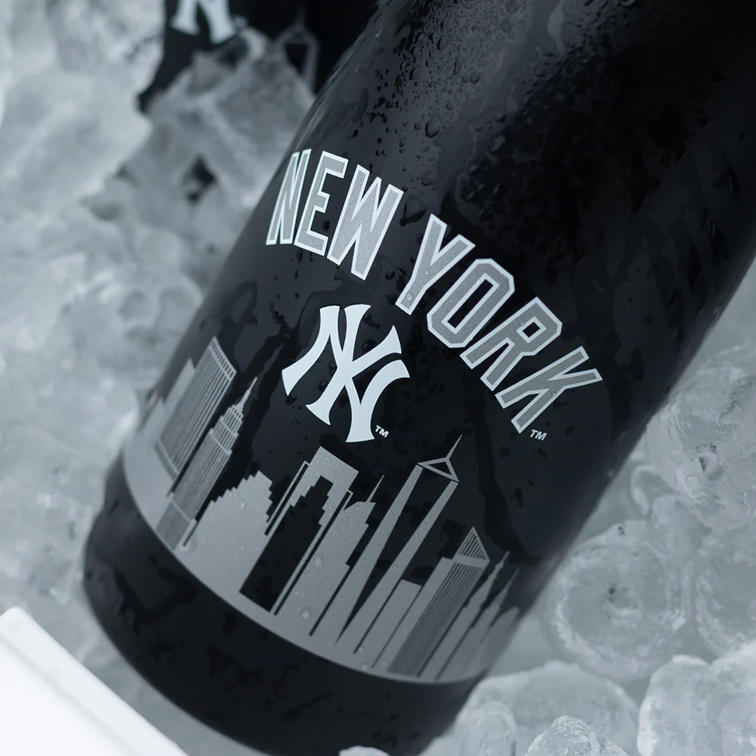 New York Yankees Skyline Series Black Bubbly - Image 3