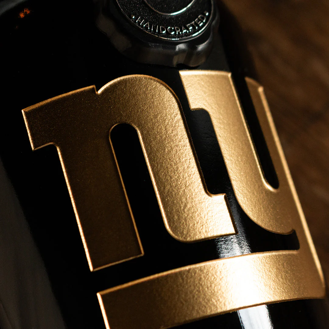 NY Giants Exclusive 2023 Suite Partner Reserve Etched Wine - Image 2