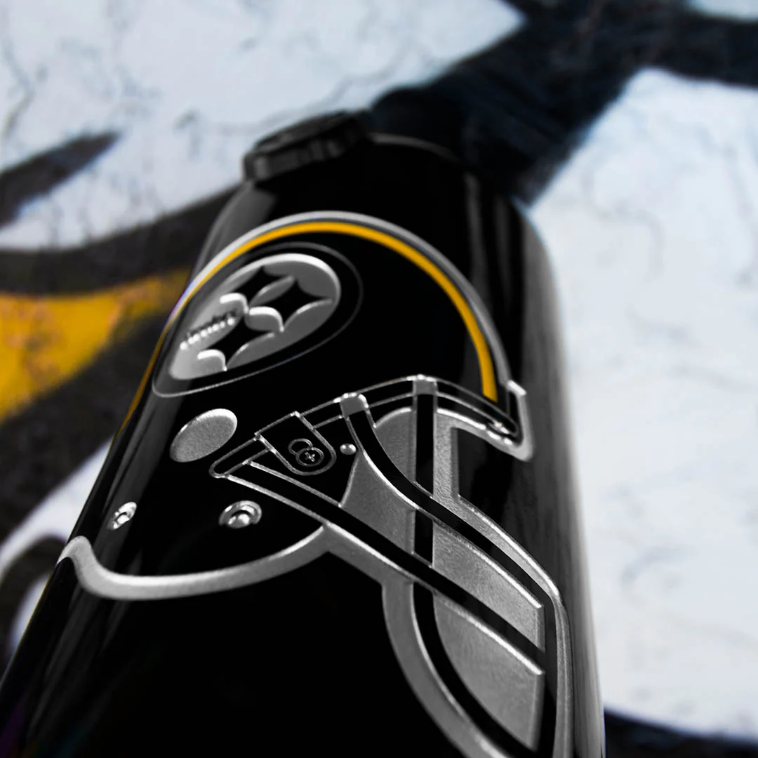 Pittsburgh Steelers Helmet Etched Wine - Image 3