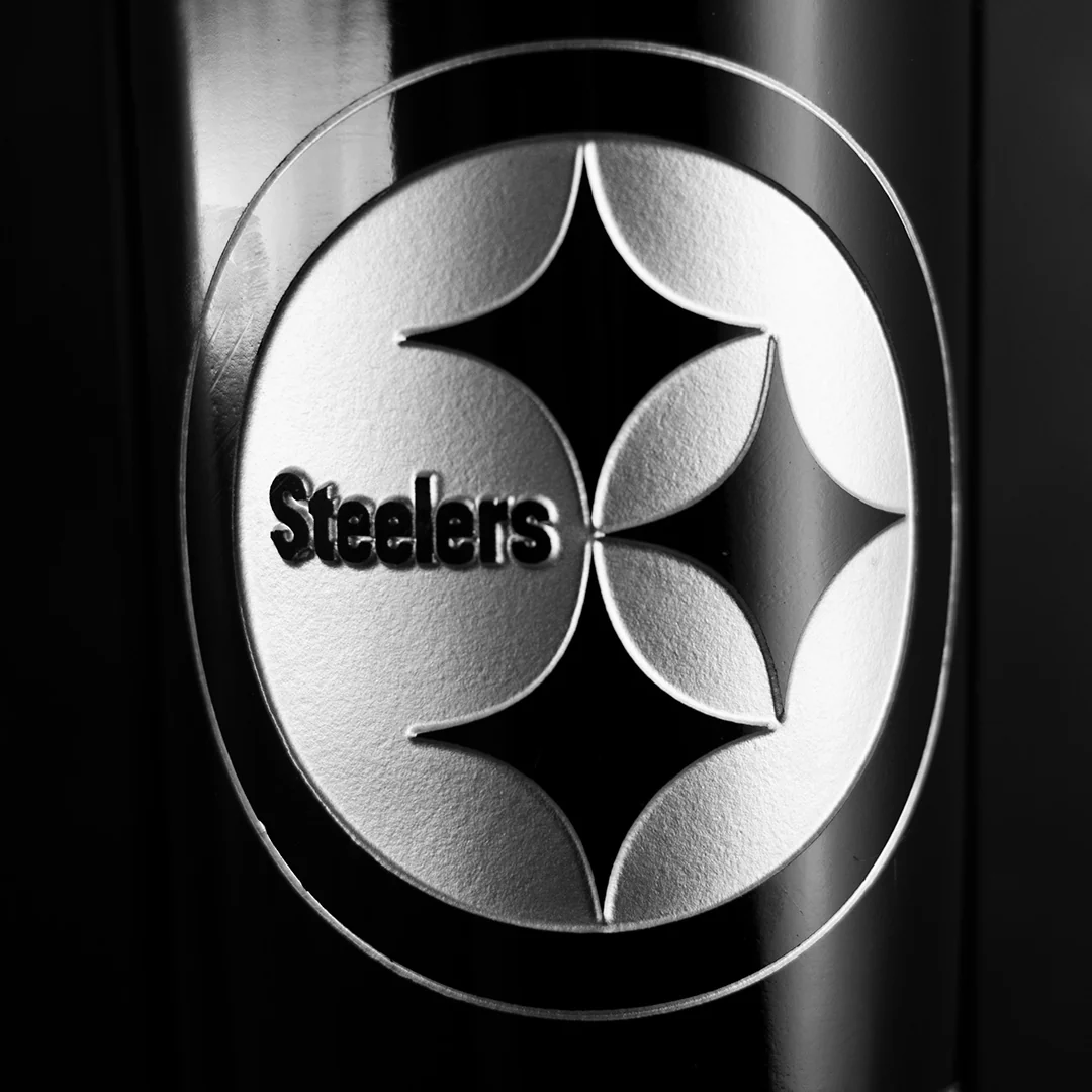 Pittsburgh Steelers Logo Etched Wine - Image 2