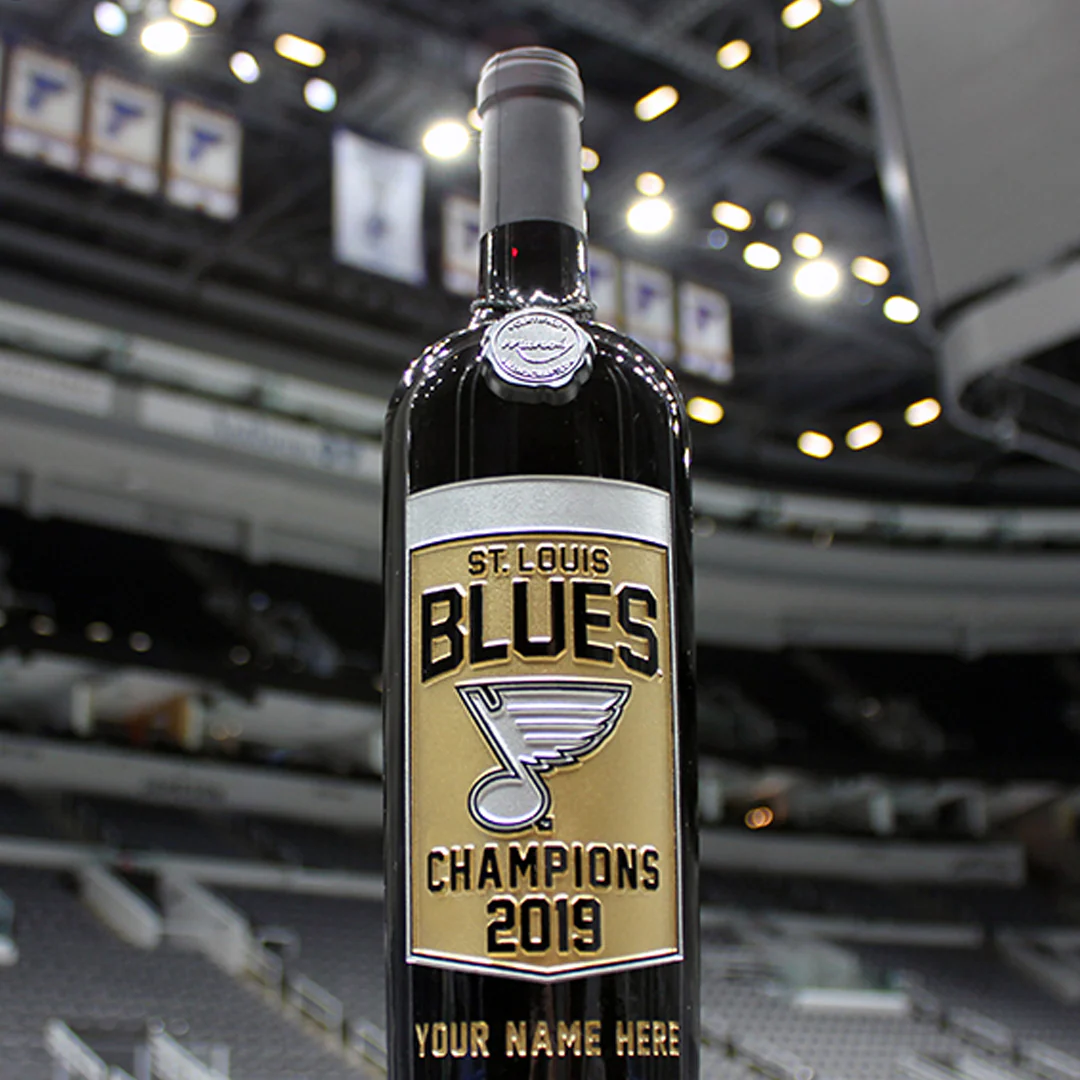 STL Blues 2019 Champions Custom Name Etched Wine - Image 3
