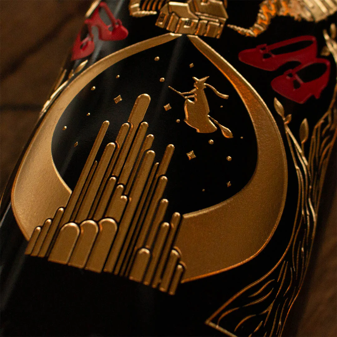 The Wizard of Oz Tornado Etched Wine - Image 5