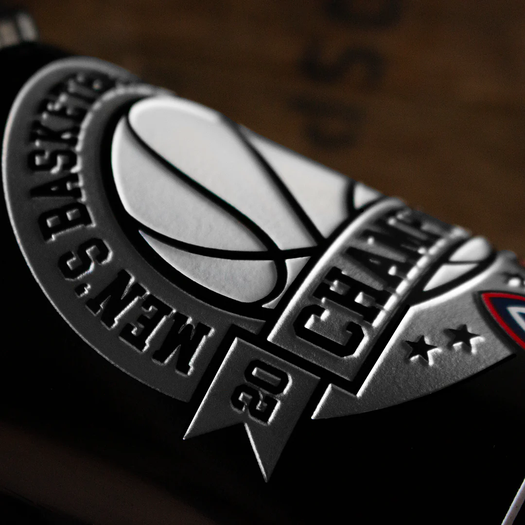 UCONN 2023 Men's Basketball Champions Etched Wine - Image 3
